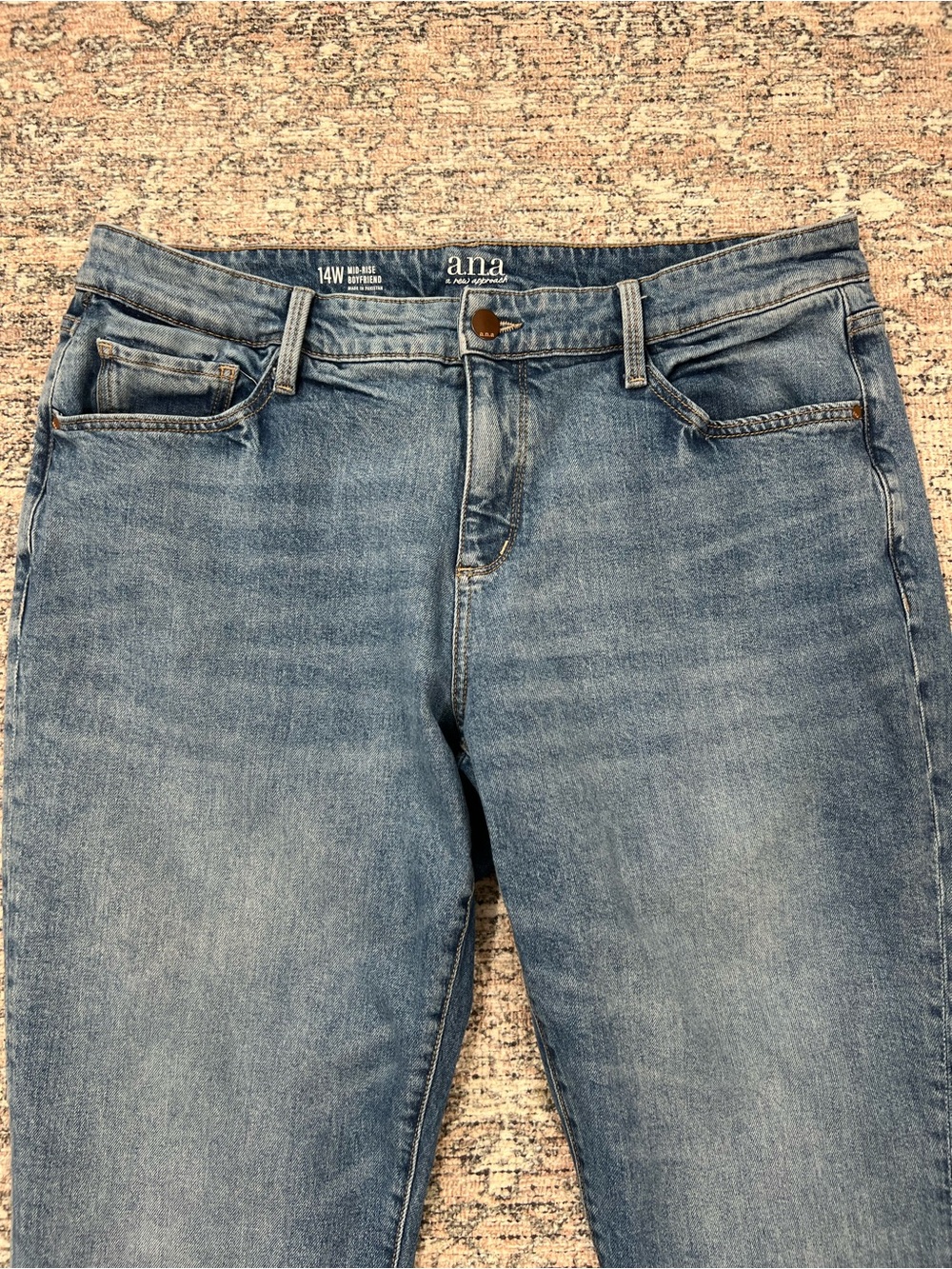 Ana Mid Rise Boyfriend Jeans Women's 14W Blue Denim Stretch - Picture 3 of 12